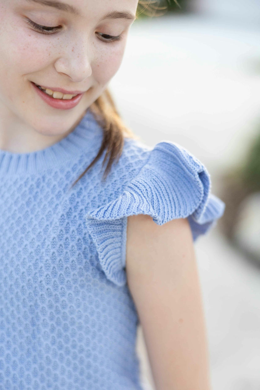Short Sleeve Sweater With Ruffle