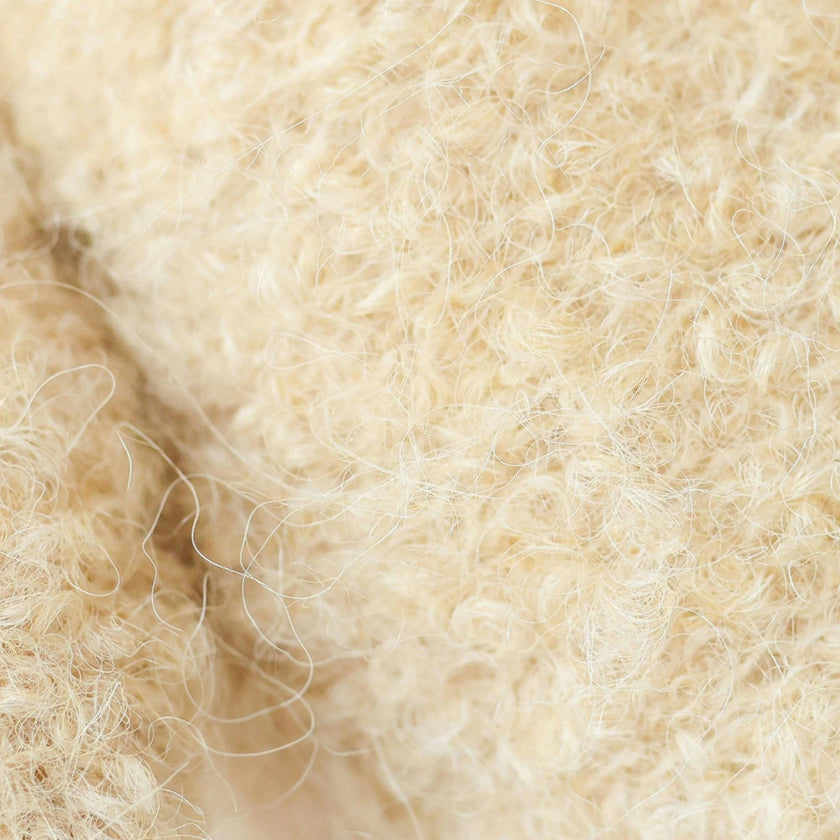 Baby bouclé bear (honey)