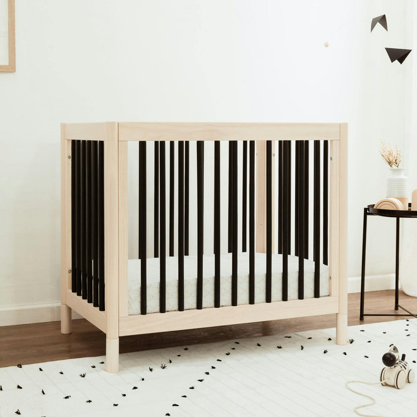 Gelato 4-In-1 Convertible Mini Crib