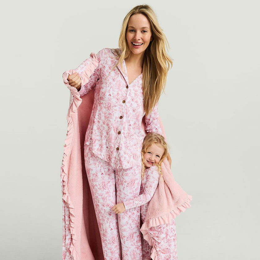 Antoinette Women's Women's Luxe Pajama Set