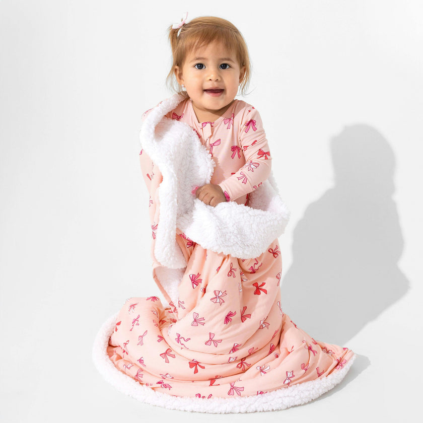 Take A Bow Bamboo Sherpa Blanket