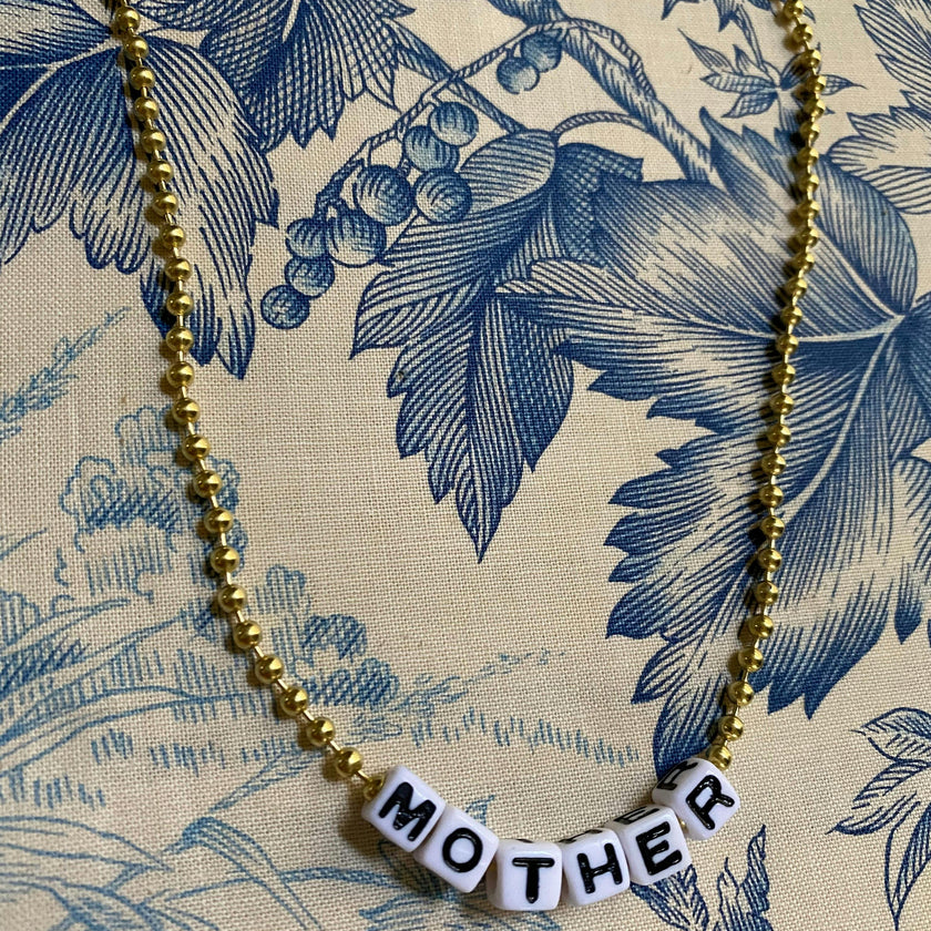 MOTHER NECKLACE