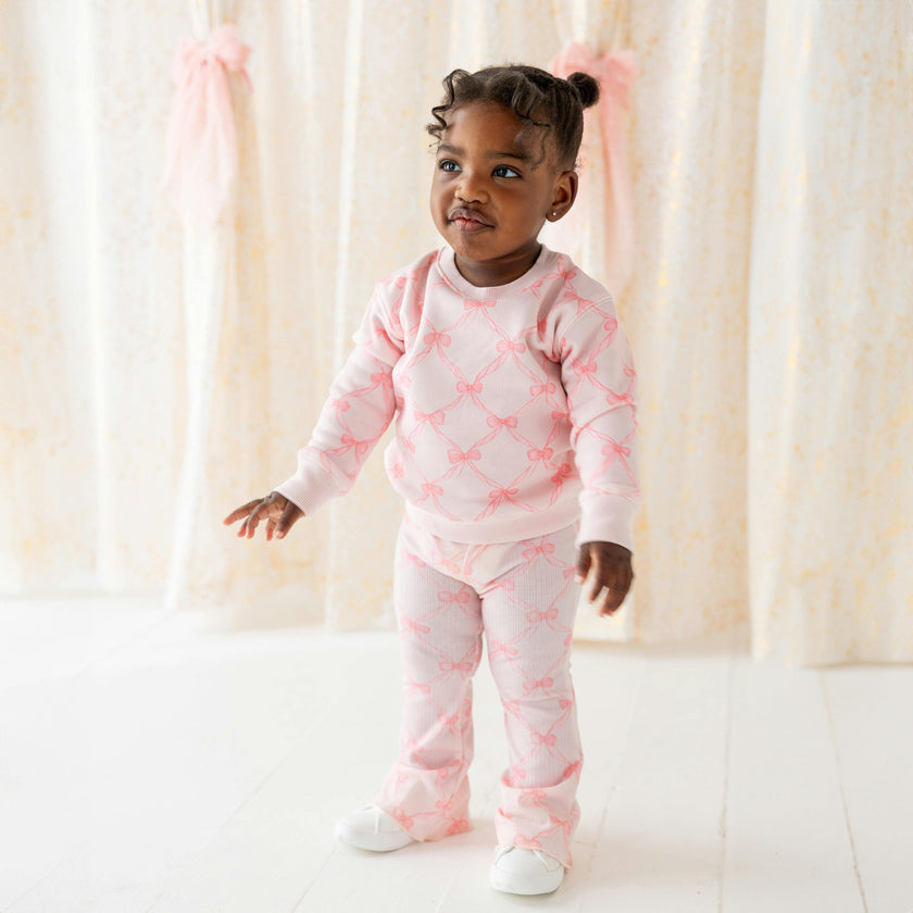 Bow Trellis Flare Legging