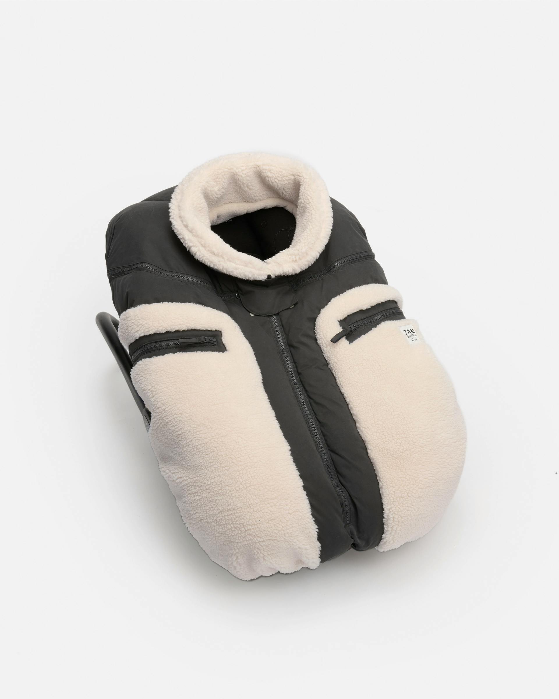 Car Seat Cocoon • Benji Appliqué