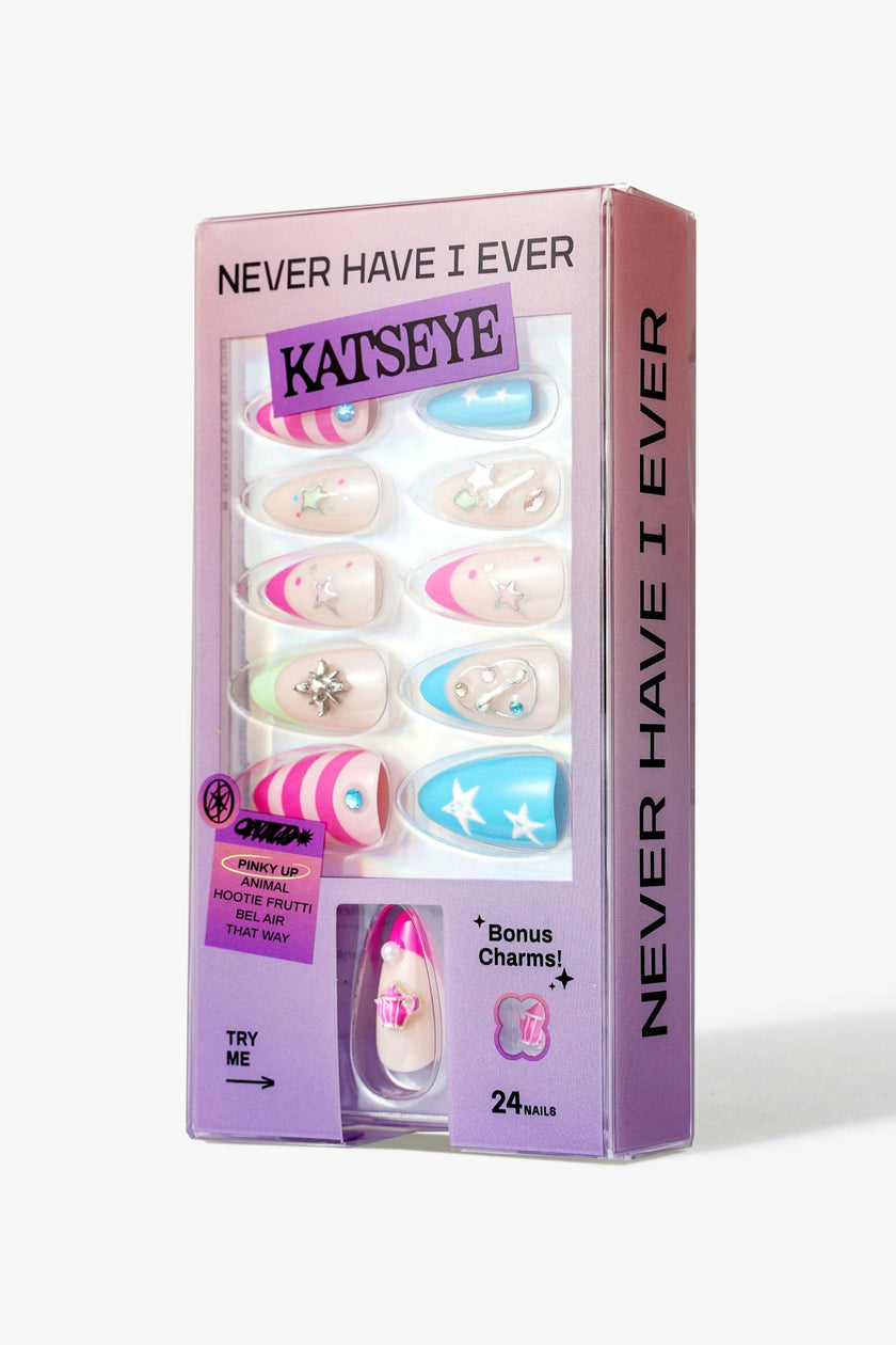 KATSEYE | PINKY UP – ALMOND PRESS-ON NAILS