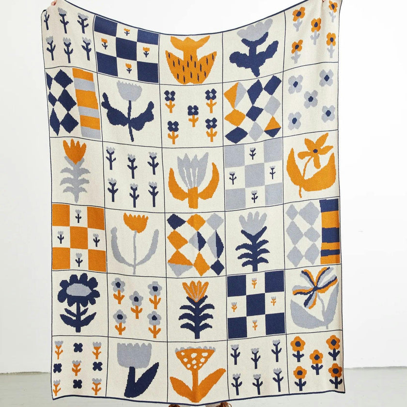 Toni Darling Frank Knit Blanket