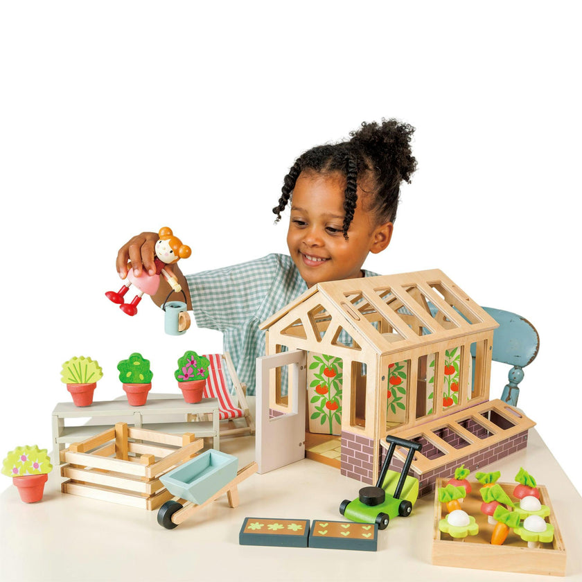 Greenhouse and Garden Set