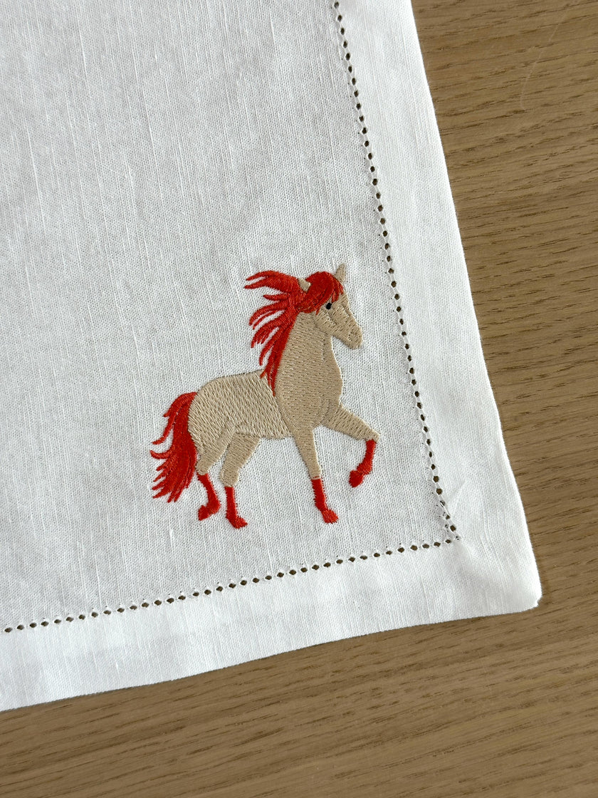 Placemat & napkin - Cavalcade embroidery