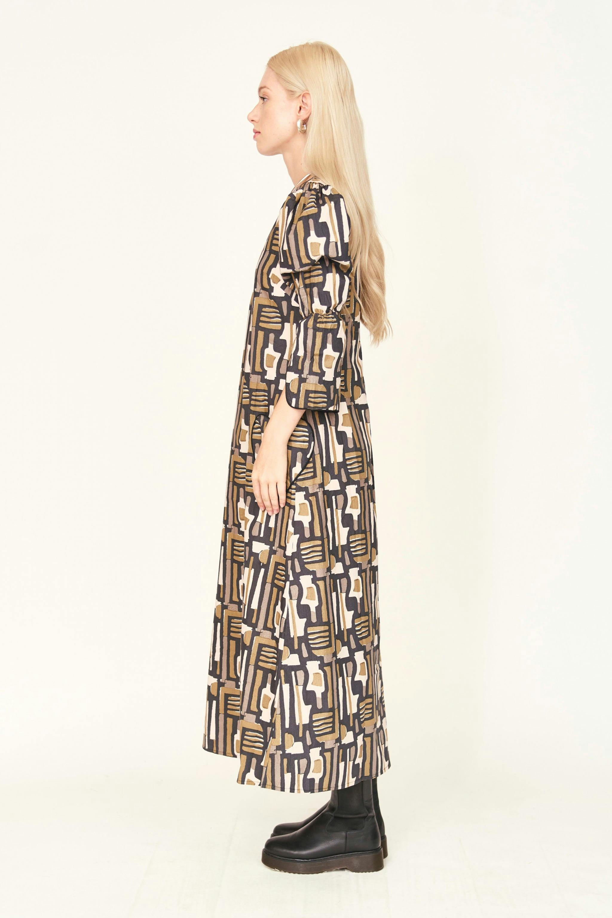 Cassis Dress in Olive Labyrinth