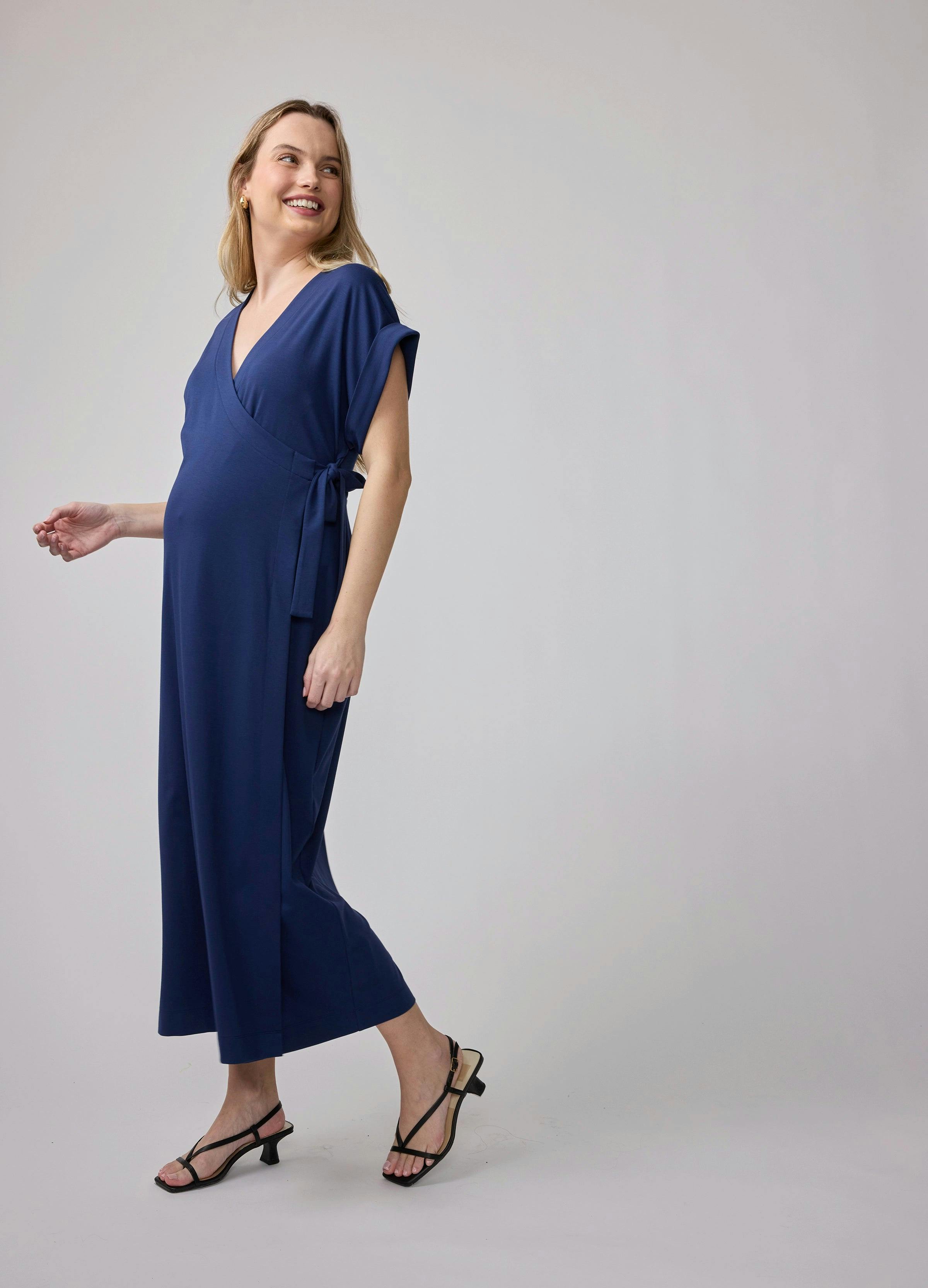Short Sleeve Knit Wrap Maternity Midi Dress