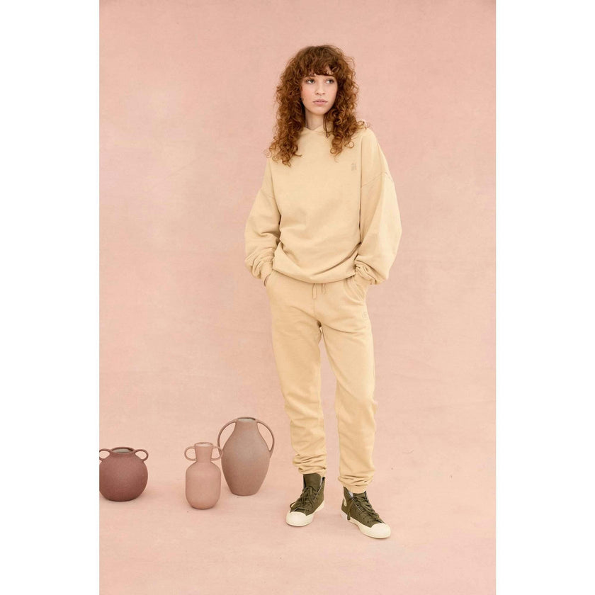 Adult Natural Dye Everyday Jogger in Shortbread
