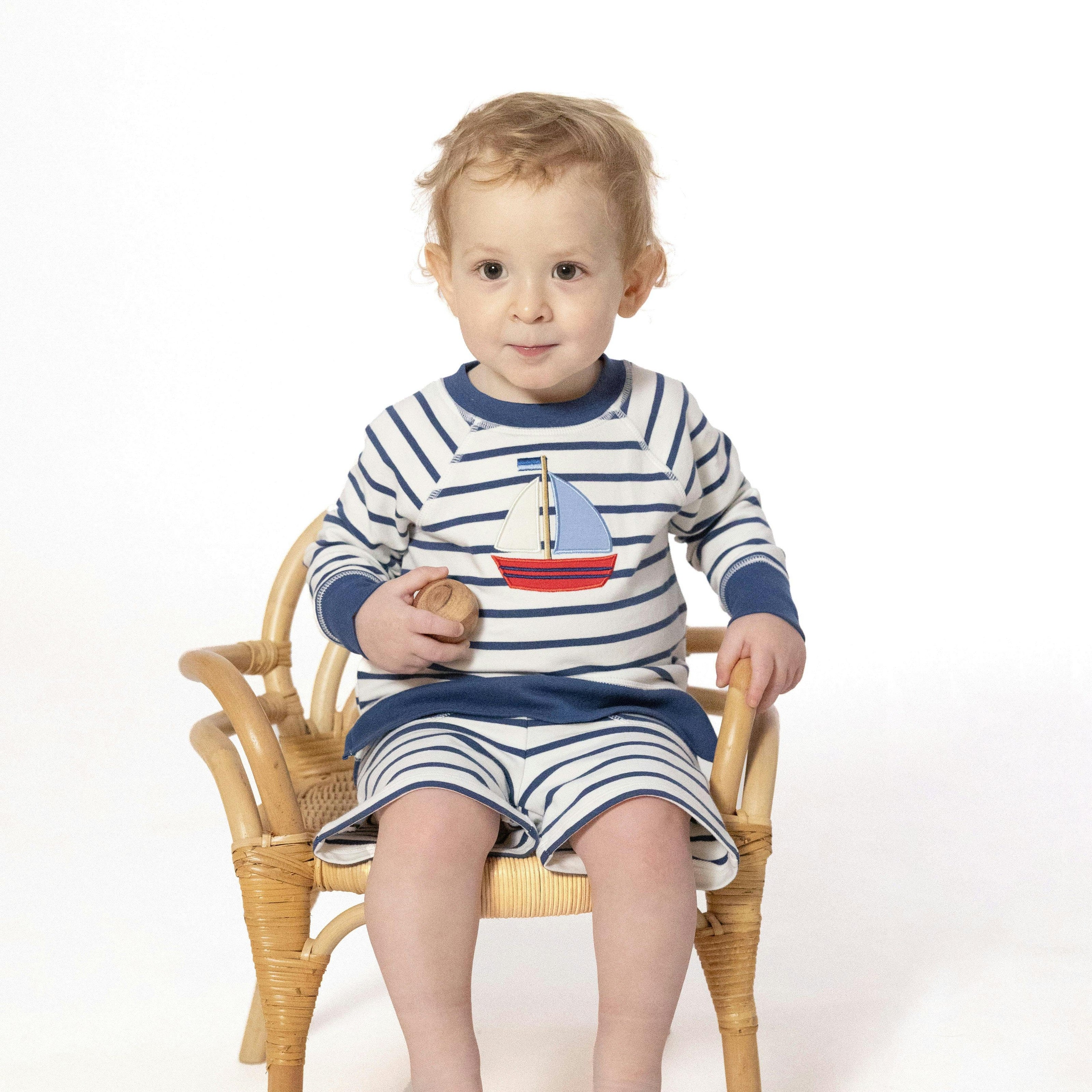 Bubbly Sailboat - Raglan Sweatshirt
