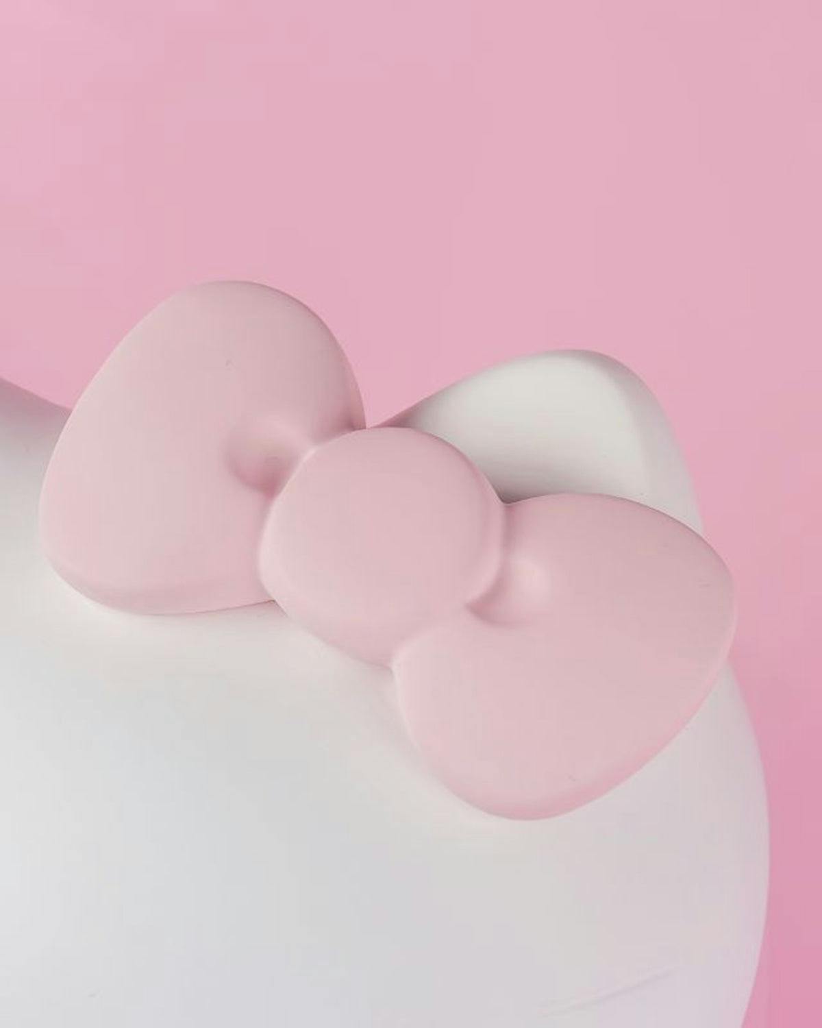 Hello Kitty APPLE Matt White with Pastel Pink Apple 10in