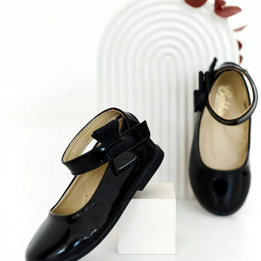 Shiny Black Shoes