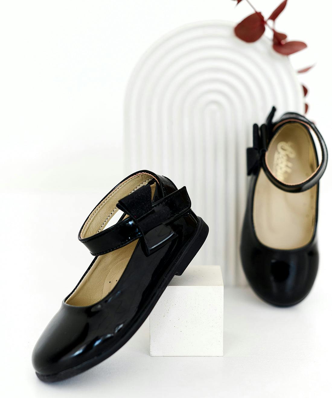 Shiny Black Shoes