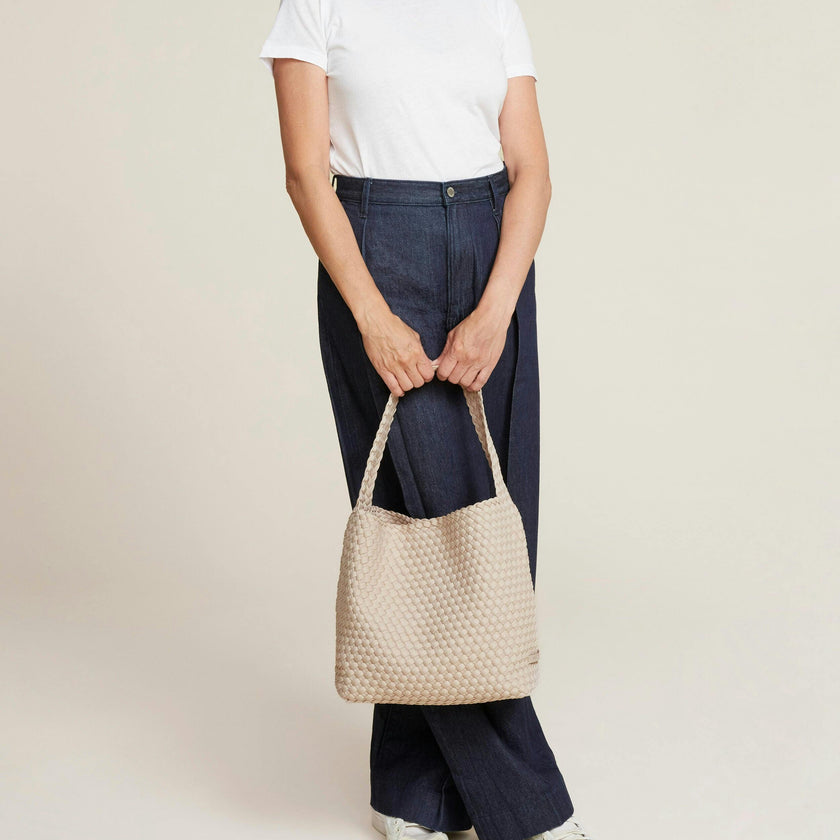Nomad Medium Hobo | Ecru