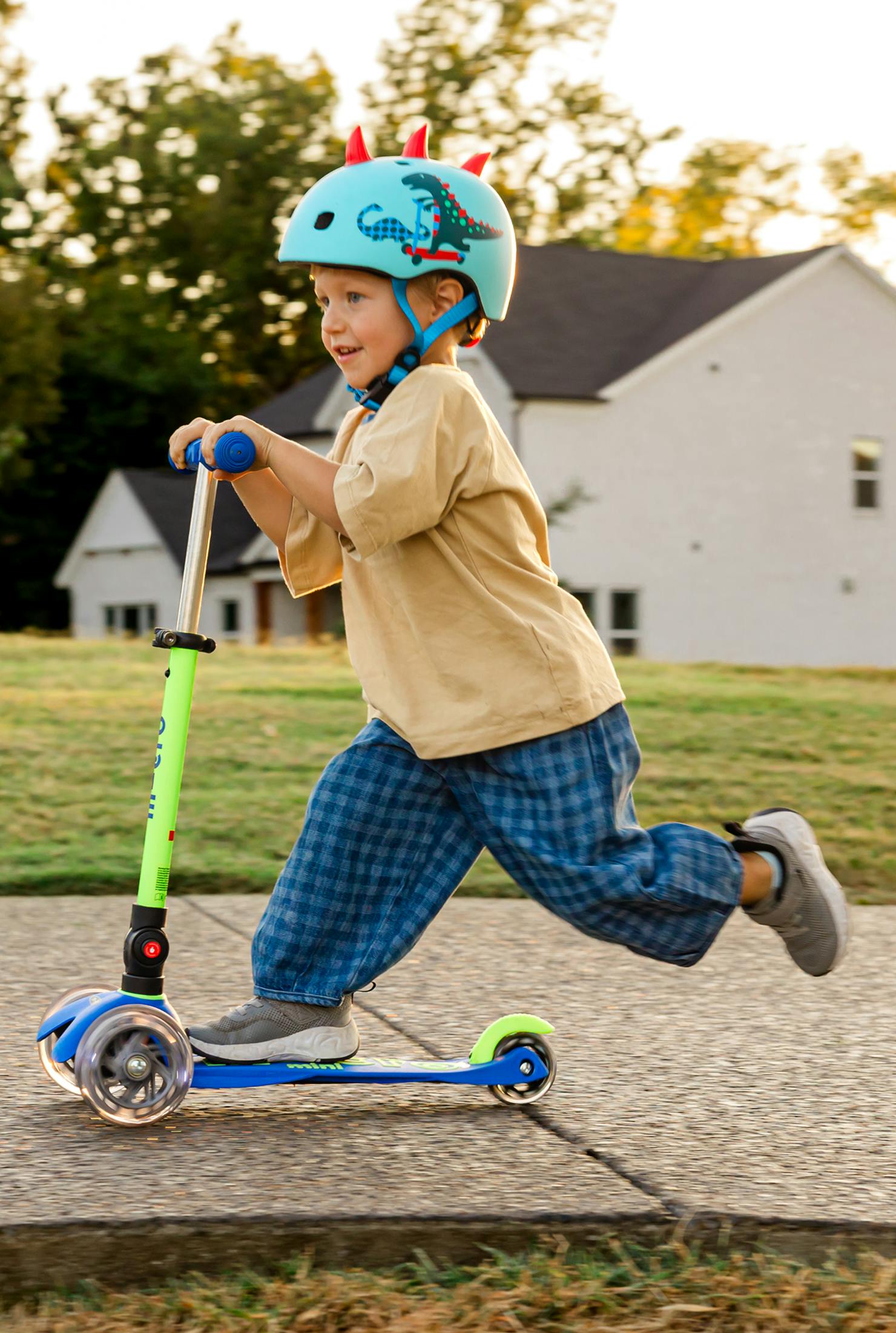 Micro Mini Foldable LED Scooter