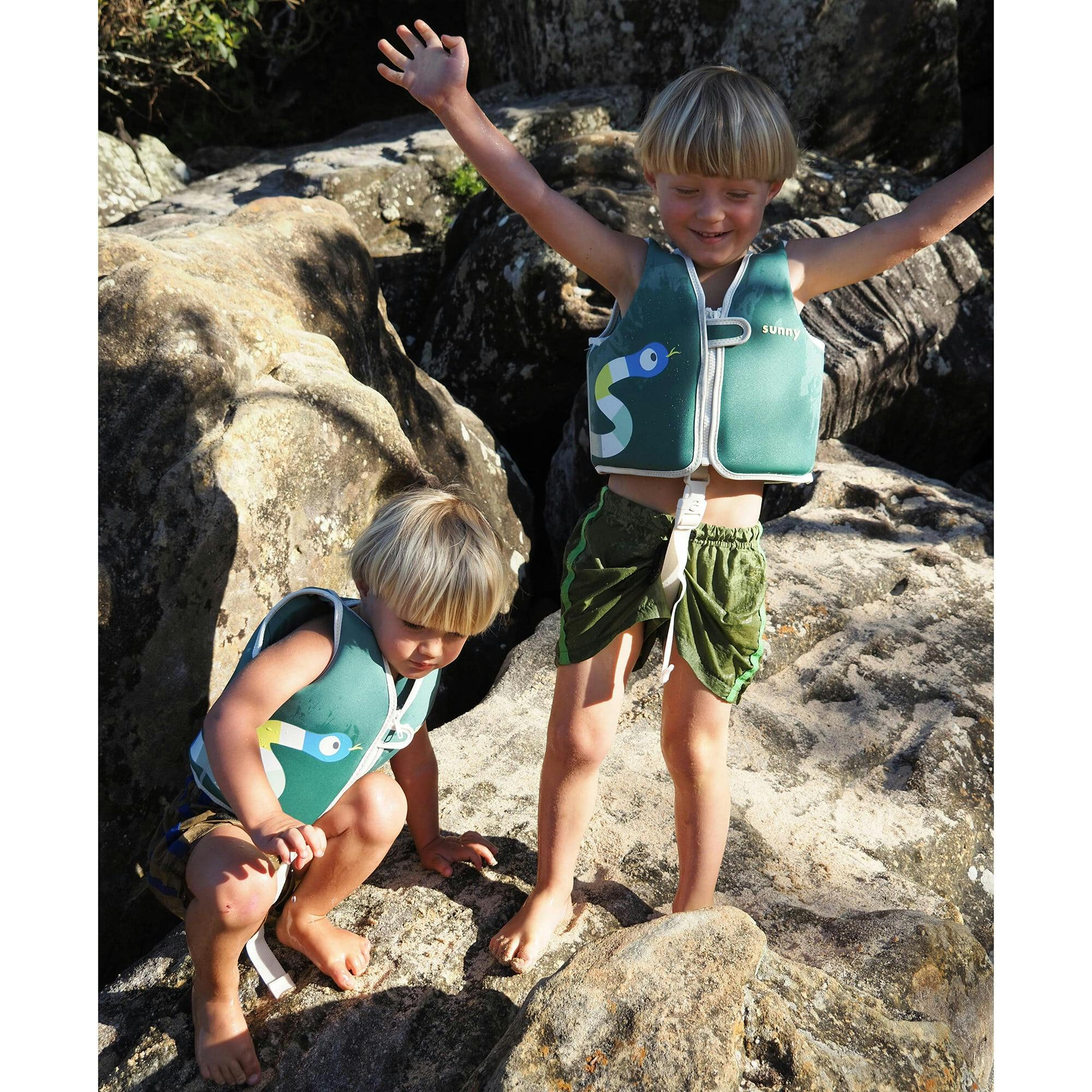 Float Vest: 2-3Y - Into the Jungle