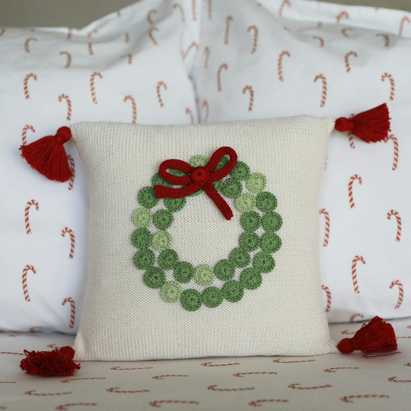 Wreath Pillow with Tassels