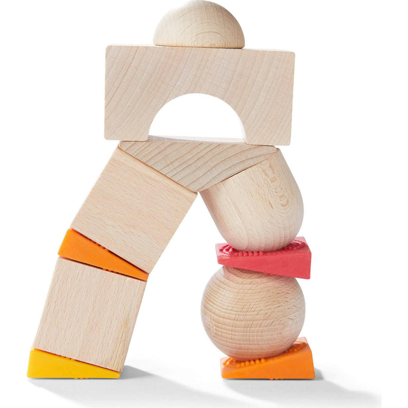 Teetering 3D Arranging Blocks