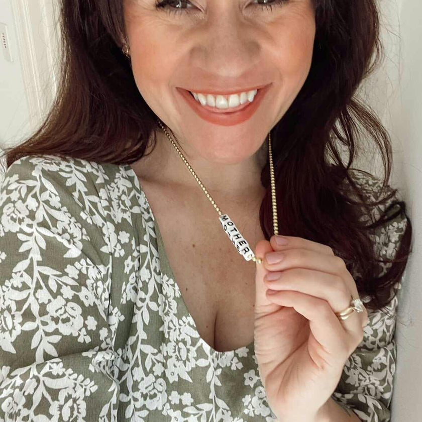 MOTHER NECKLACE