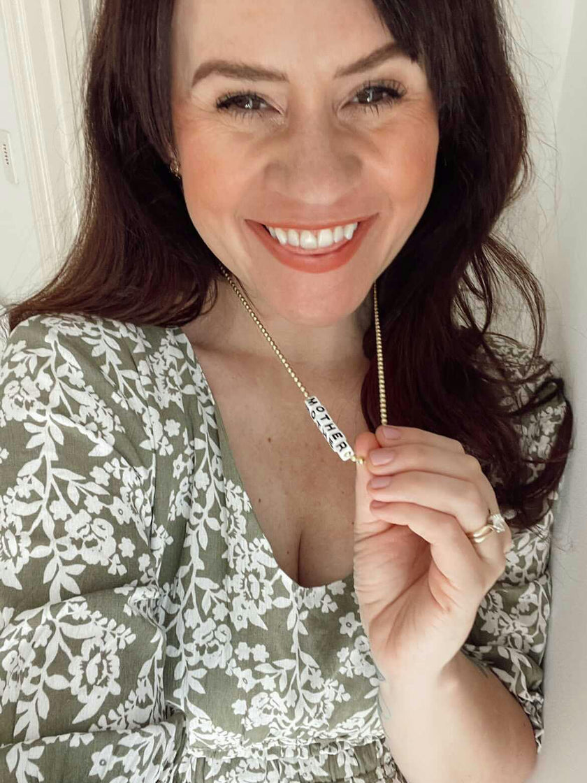 MOTHER NECKLACE