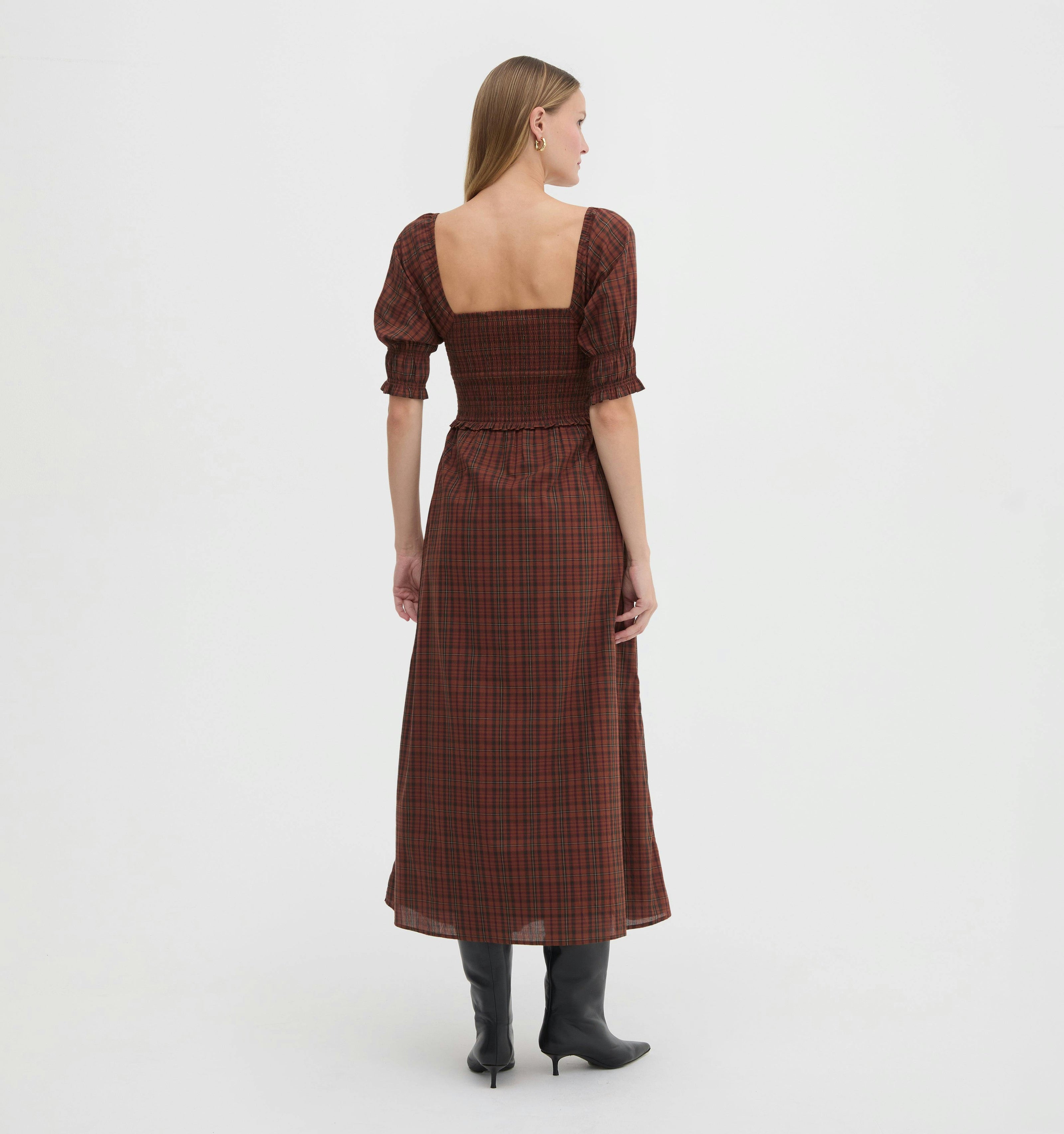 The Malene Nap Dress - Chestnut Plaid