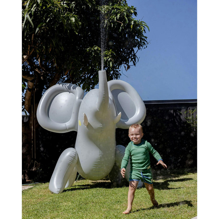 Inflatable Giant Sprinkler: Eli The Elephant
