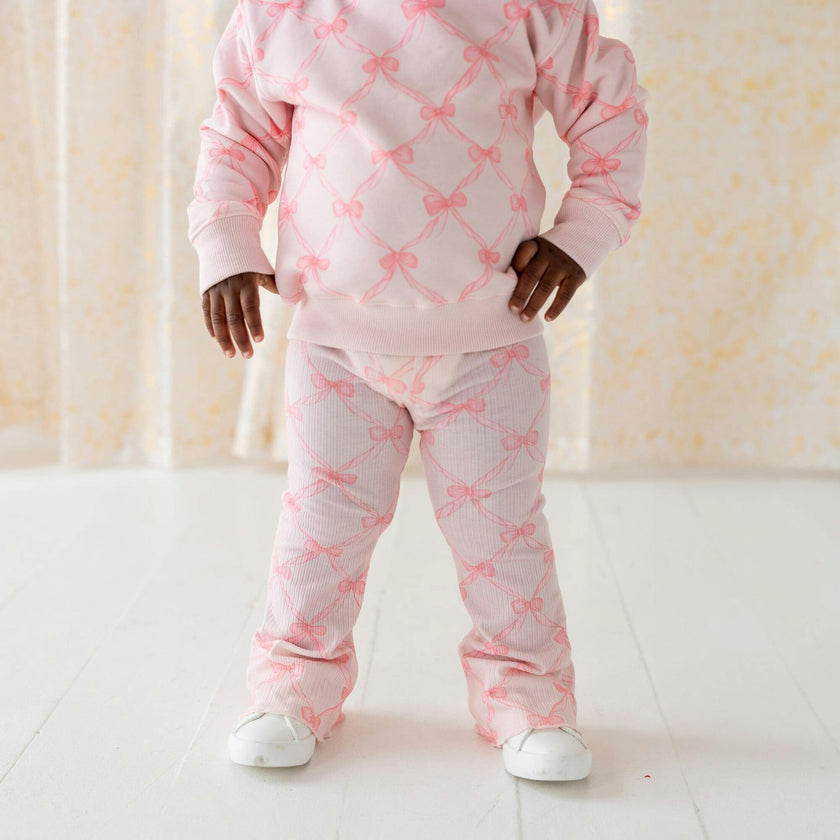 Bow Trellis Flare Legging