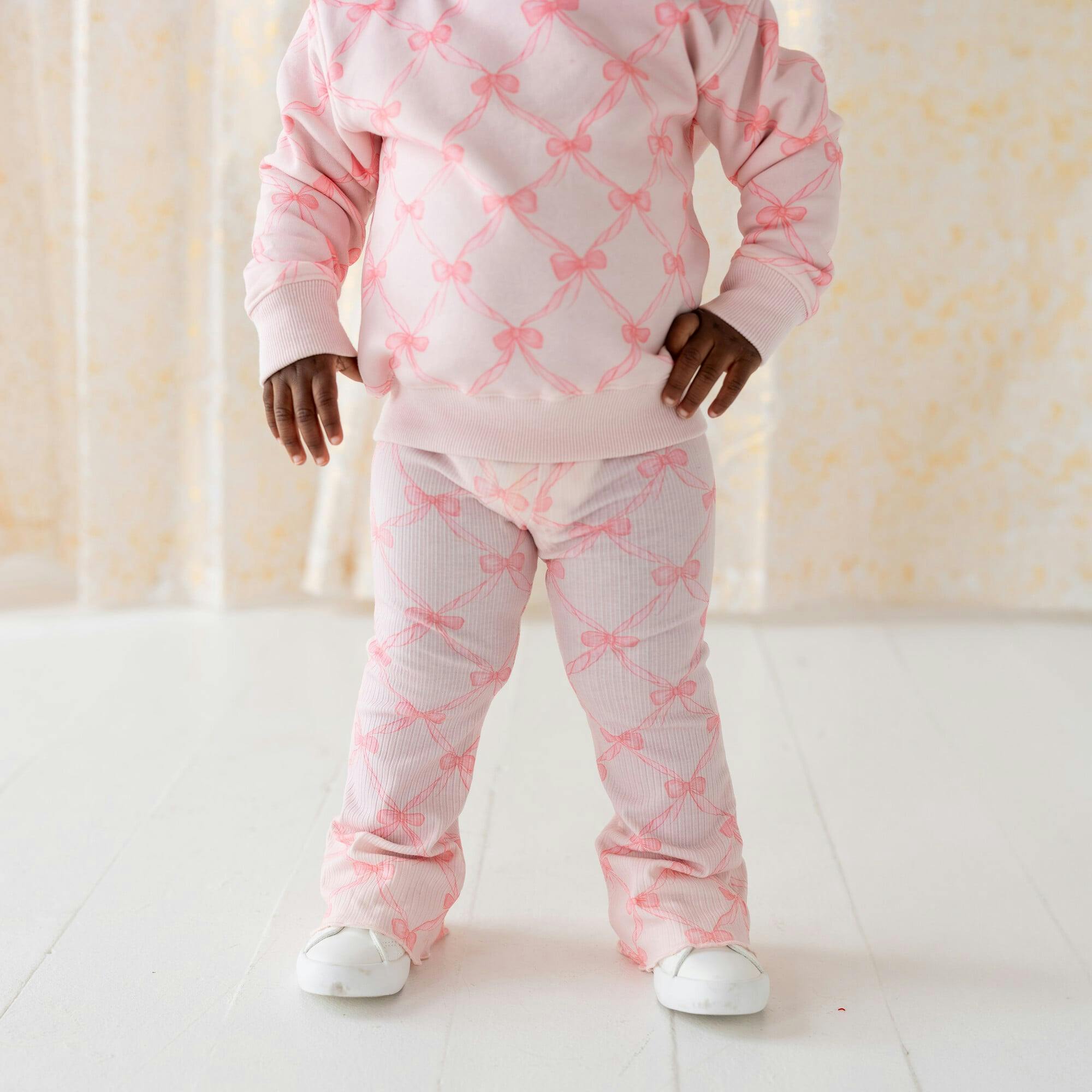 Bow Trellis Flare Legging