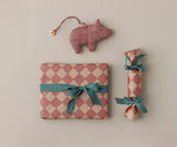 Gift wrap, 10 m - Checker - Powder/Red