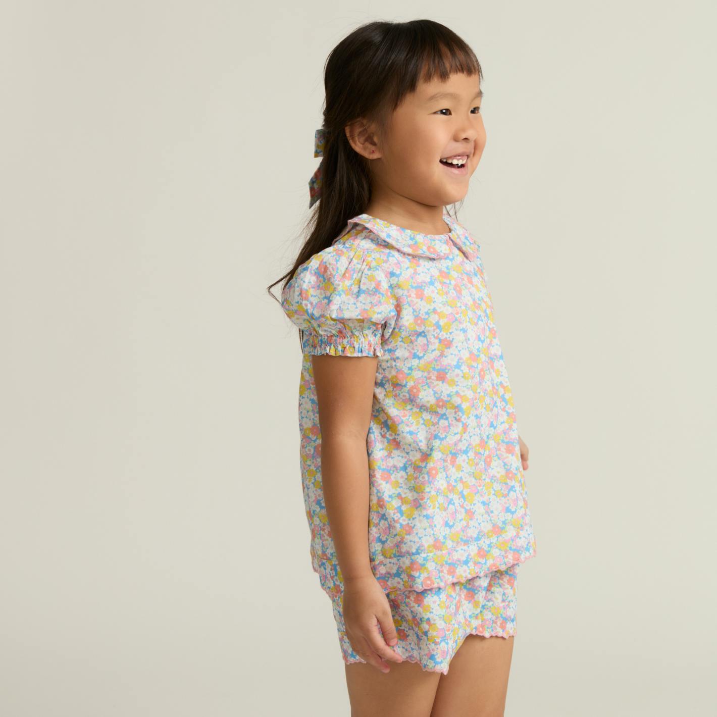 girls jasmine blossom puff sleeve top and short set