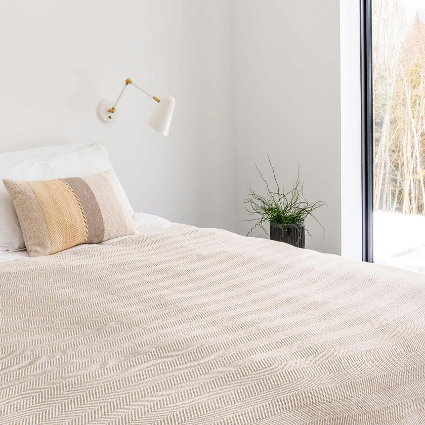 60" x 80" Jumbo Sustainable Knit Throw Blanket - Herringbone