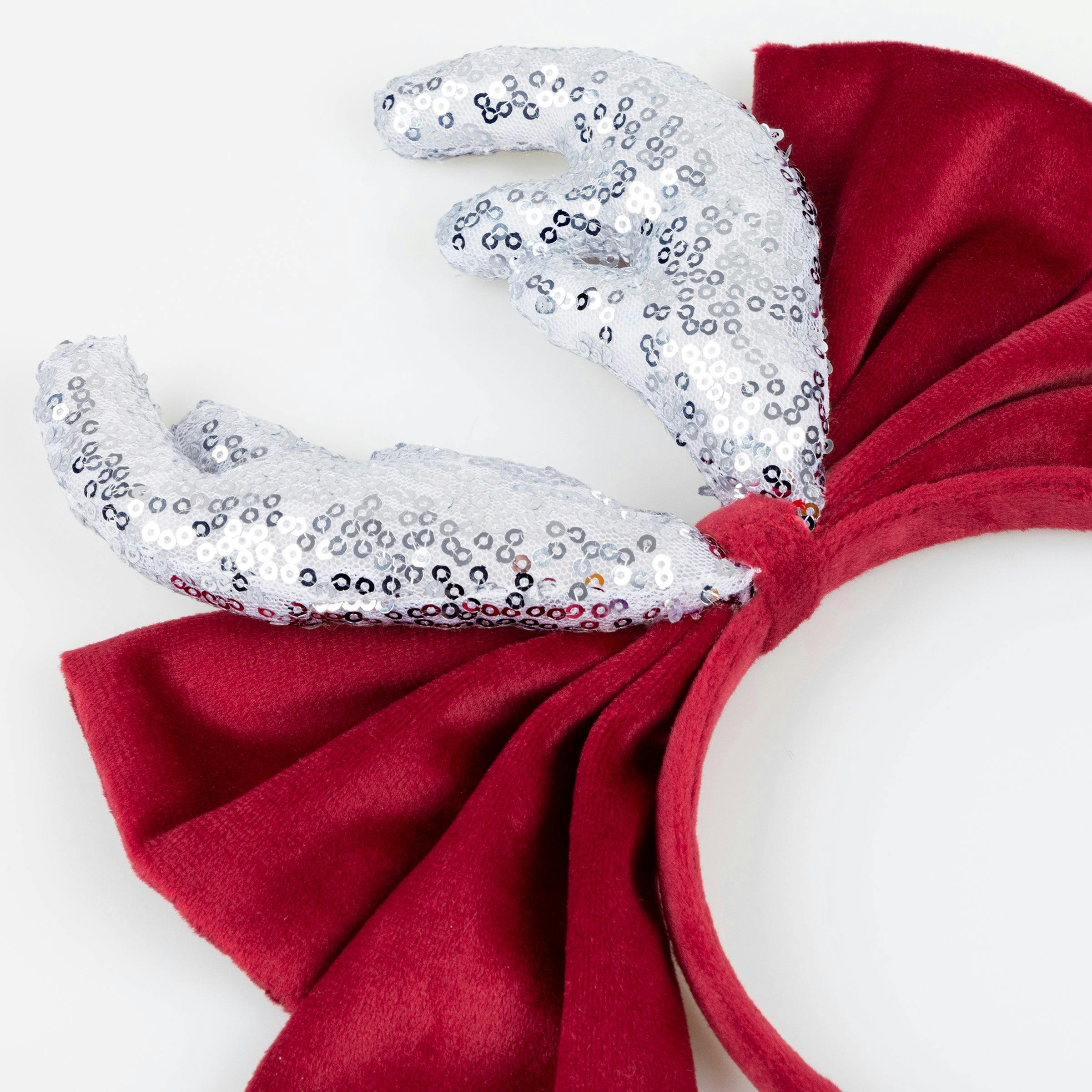 Velvet Bow Antlers