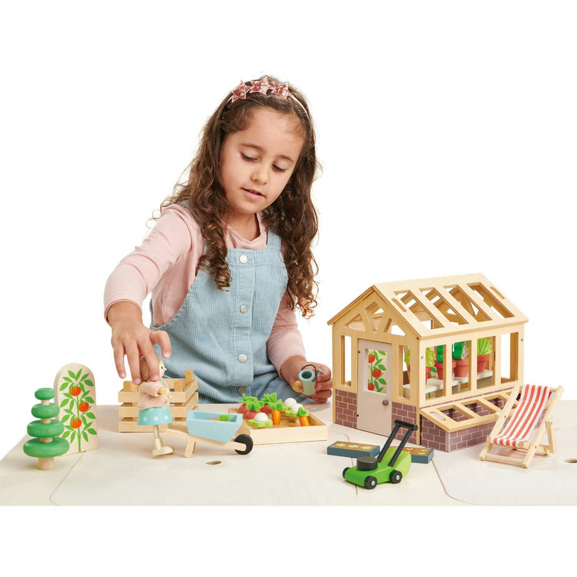 Greenhouse and Garden Set