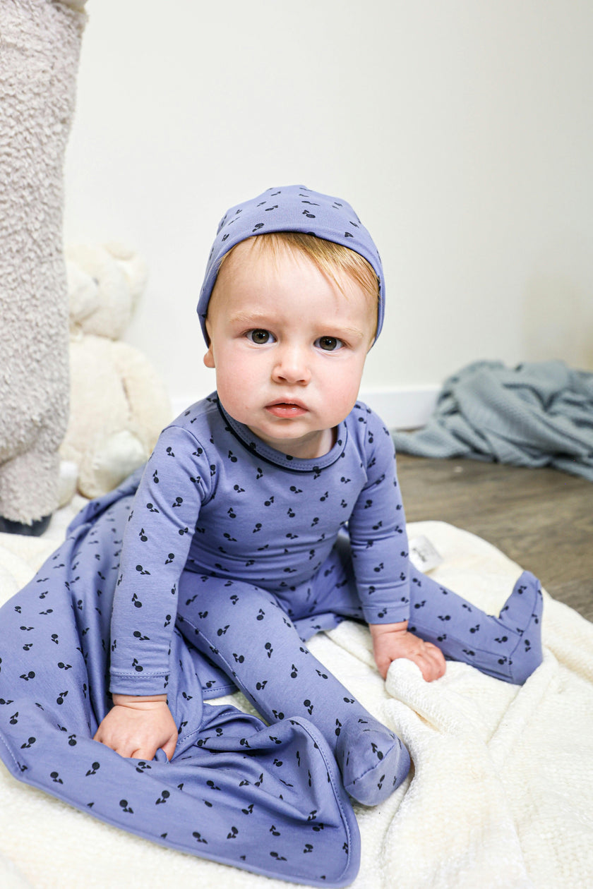 Winter Berries Round Neck Long Sleeve Footie