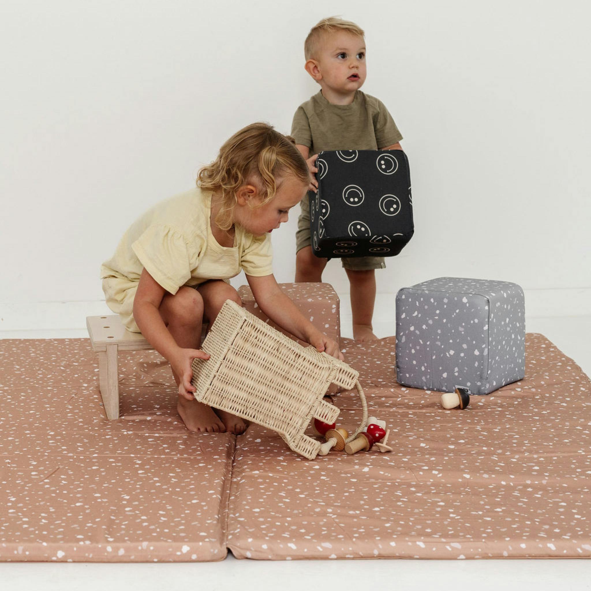 Terrazzo Clay Organic Cotton Mat