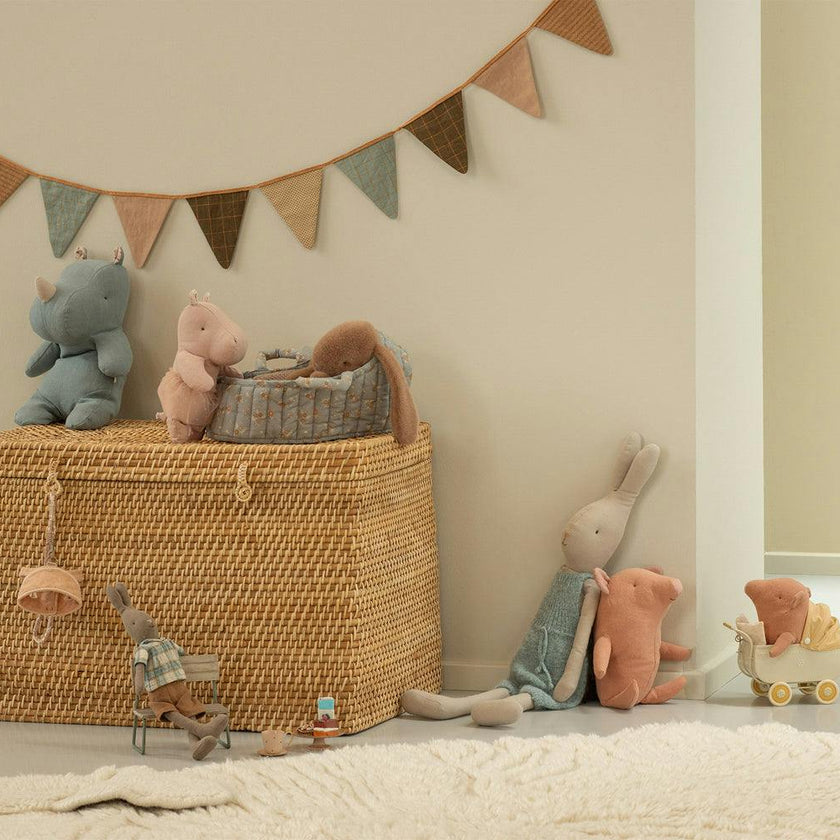 Hippo w. skirt, Small - Soft rose