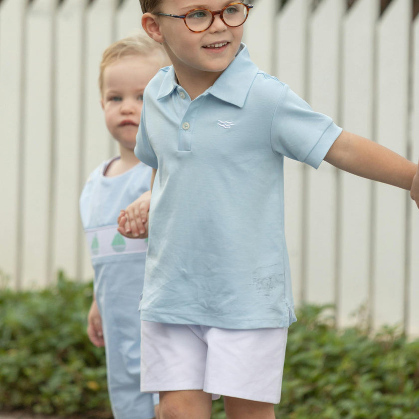 Robert Shorts in Classic White