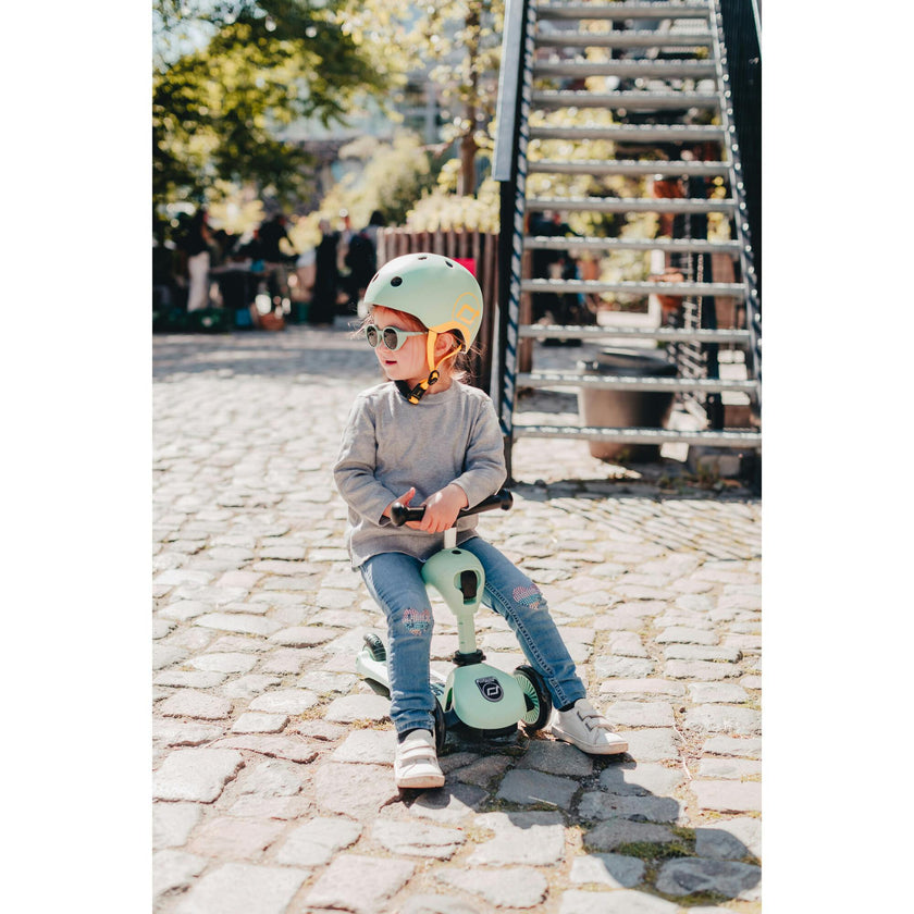 HighwayKick 1 Scooter and Ride On Toy Kiwi