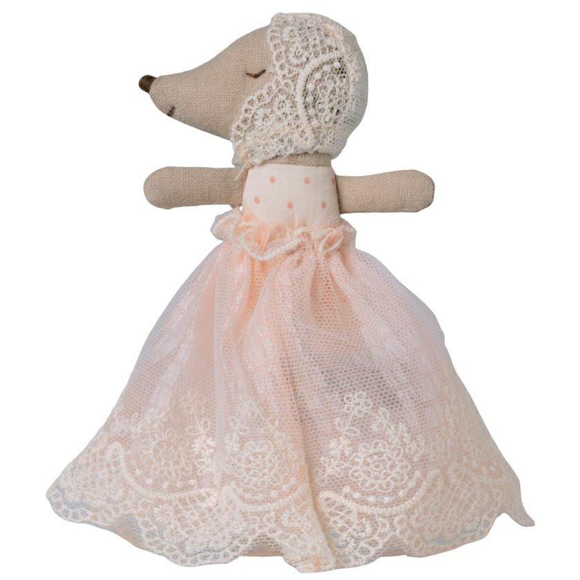Baby mouse in gown - Powder