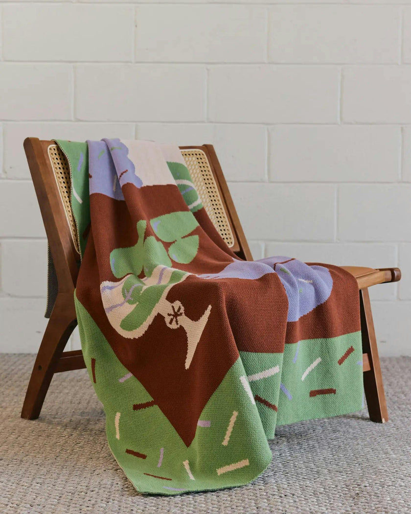 Cocktail Cat Knit Blanket