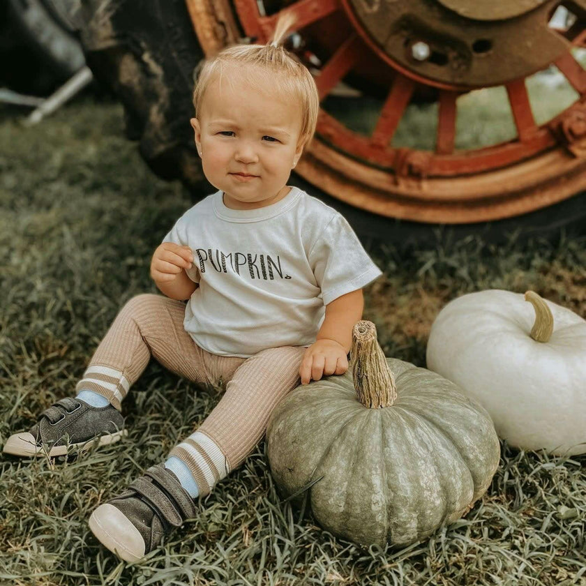 graphic tee | pumpkin