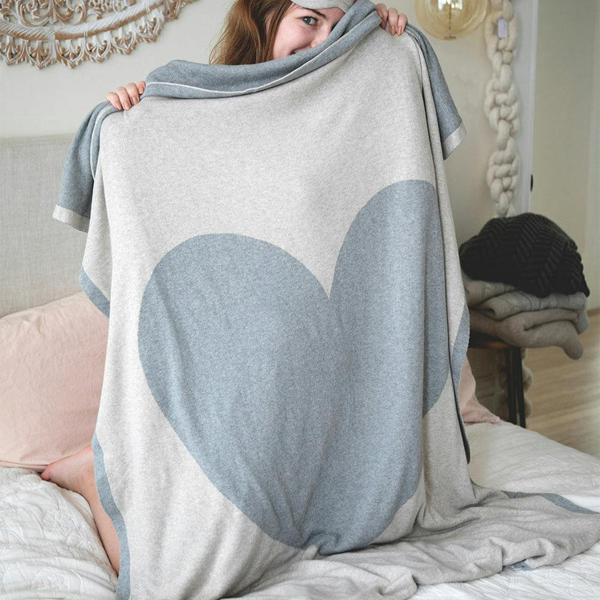 Crazy Hearts Blanket Travel Set