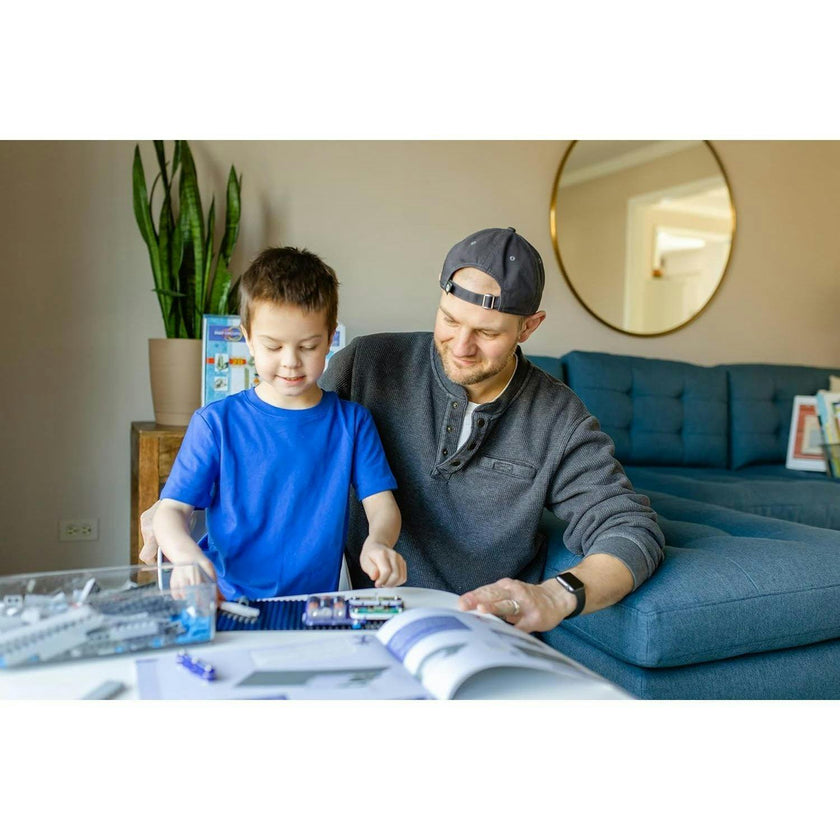 Snap Circuits BRIC: Structures STEM Electronics Activity Set w/ 20 Projects