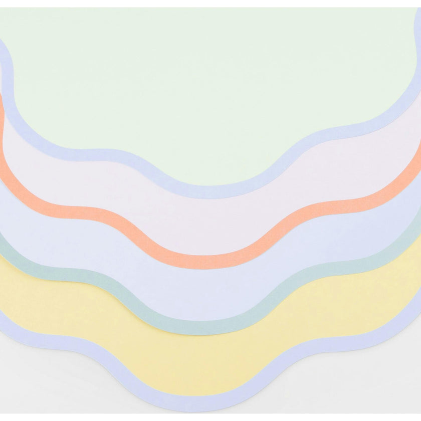 Wavy Round Paper Placemats
