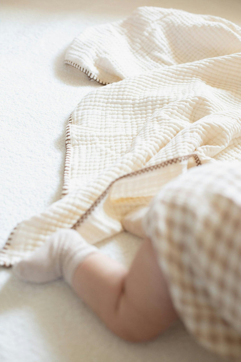 4 Layer Muslin Blanket (Brown, Pink)