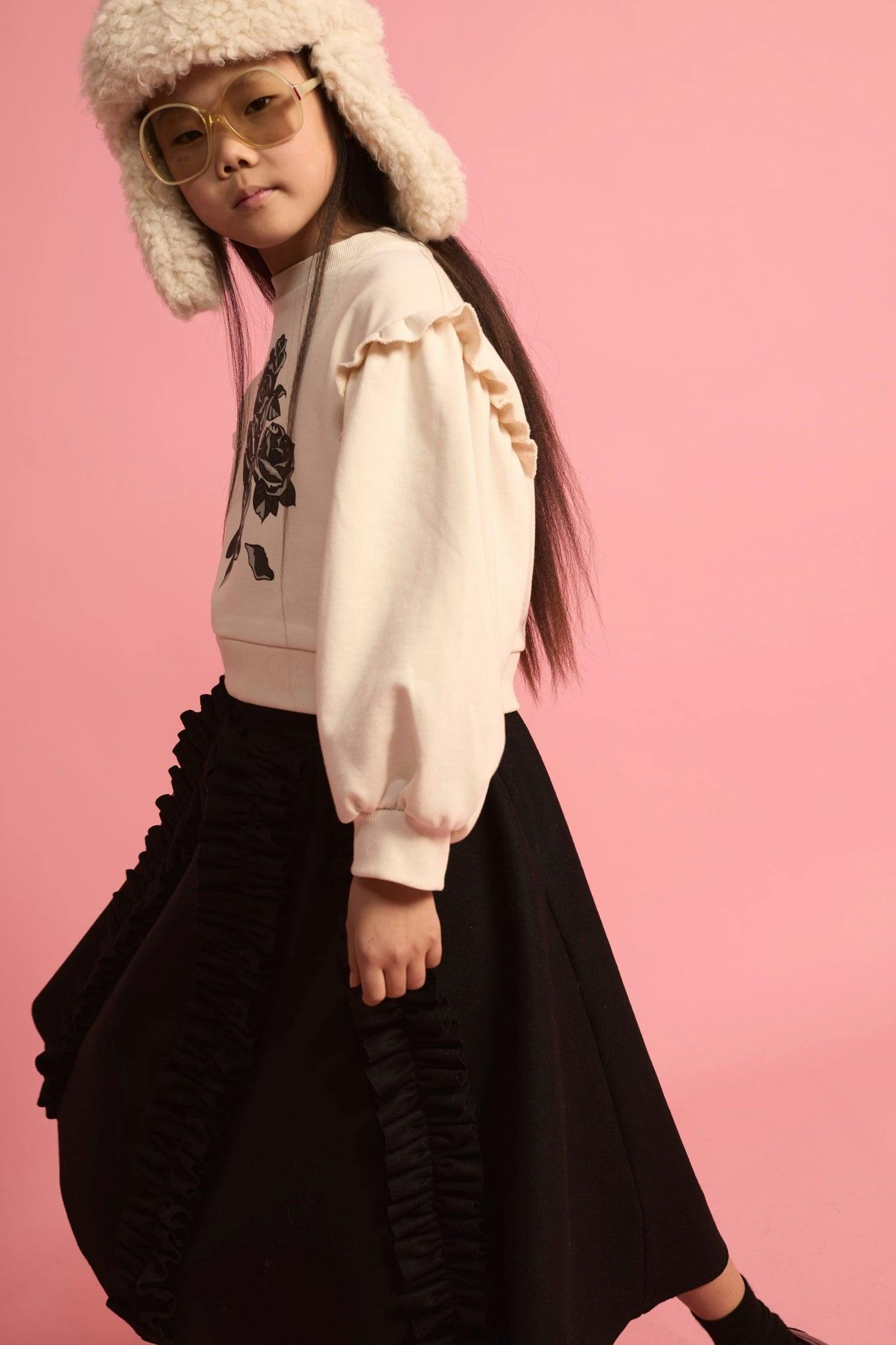 3 Flowers Sweatshirt