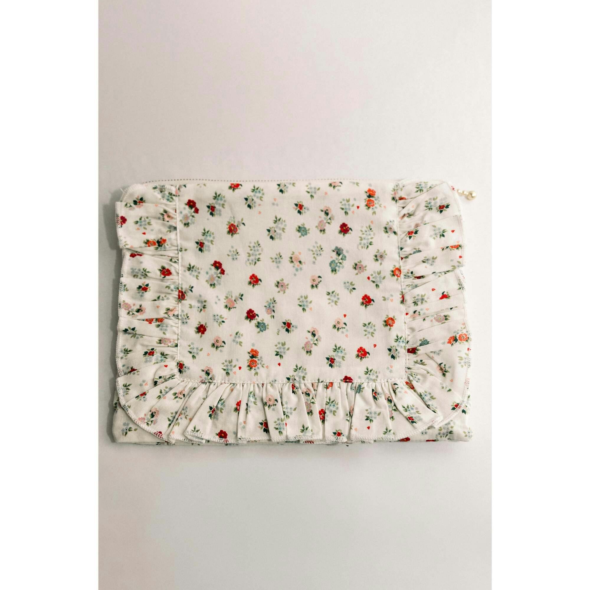 Petite Bouquet Timeless Floral Ruffle Zipper Pouch