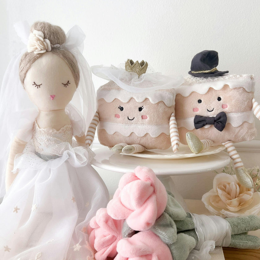Mr.& Mrs.Cake Slice